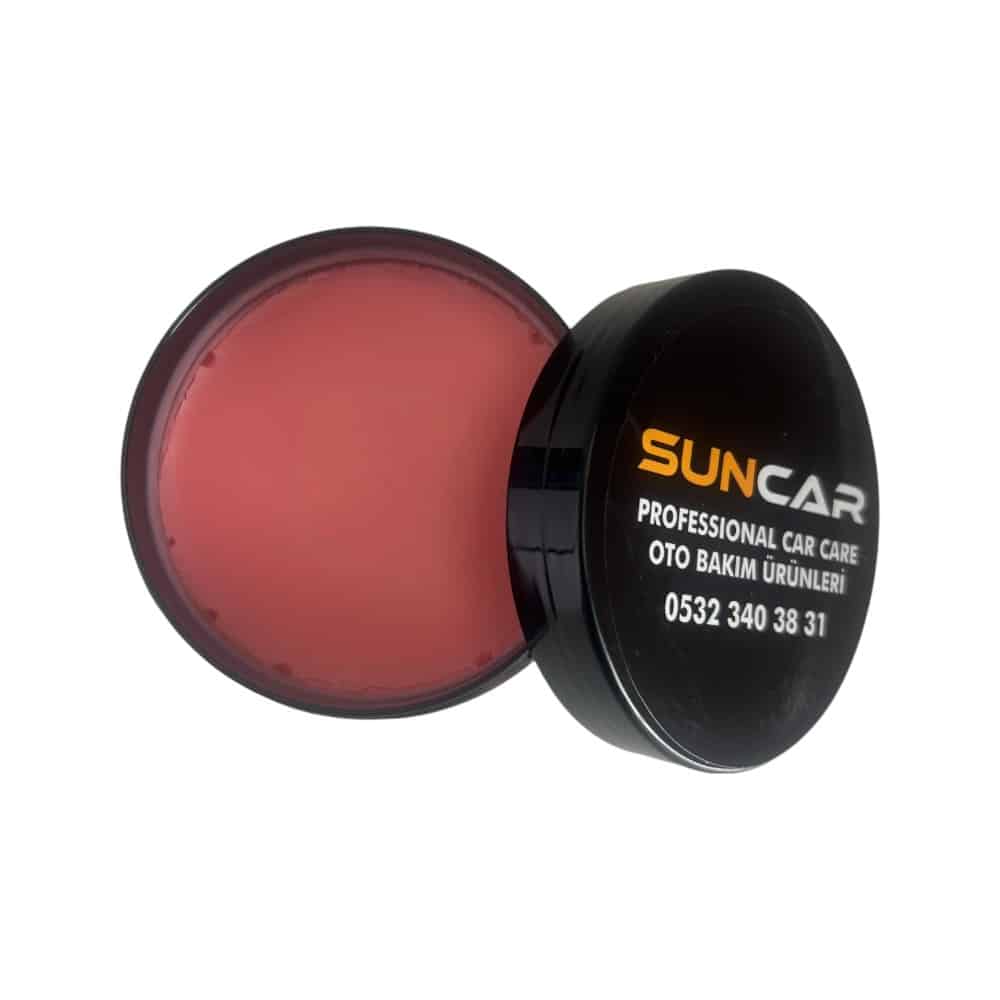 Die SunCar Hardwachs Politur ist die ideale Lösung für alle, die ihrem Fahrzeug einen langanhaltenden Schutz und strahlenden Glanz verleihen möchten.