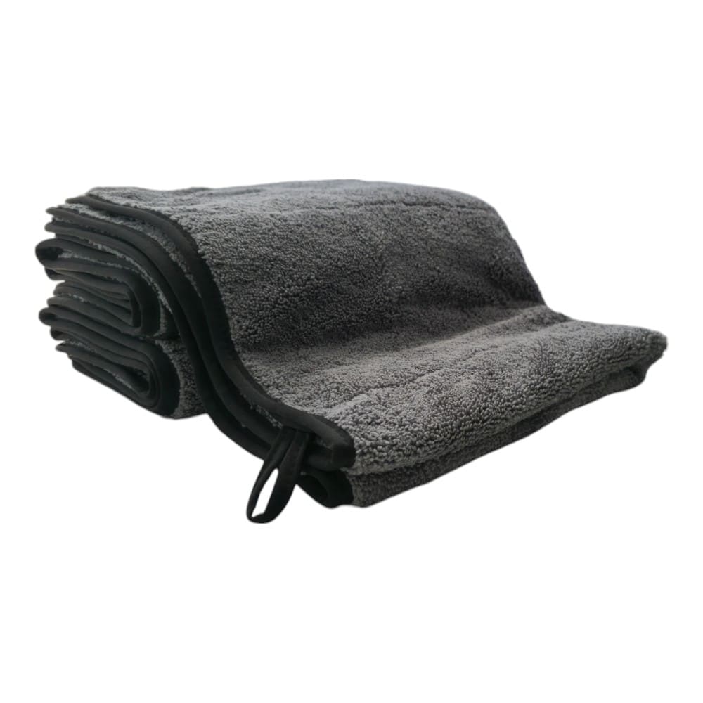 Großes Fahrzeug – große Tuchfläche: Warum das SunCar 90×60 cm Tuch besonders geeignet ist 2 Das Mikrofaser Tuch 90x60cm 600GSM vereint außergewöhnliche Saugkraft, Langlebigkeit und Vielseitigkeit, um selbst die anspruchsvollsten Reinigungsaufgaben zu meistern.