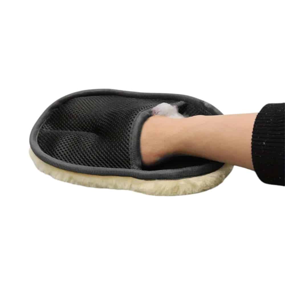 Wollwaschhandschuhe 2 Wollwaschhandschuhe die perfekte Wahl für eine schonende und gründliche Autowäsche